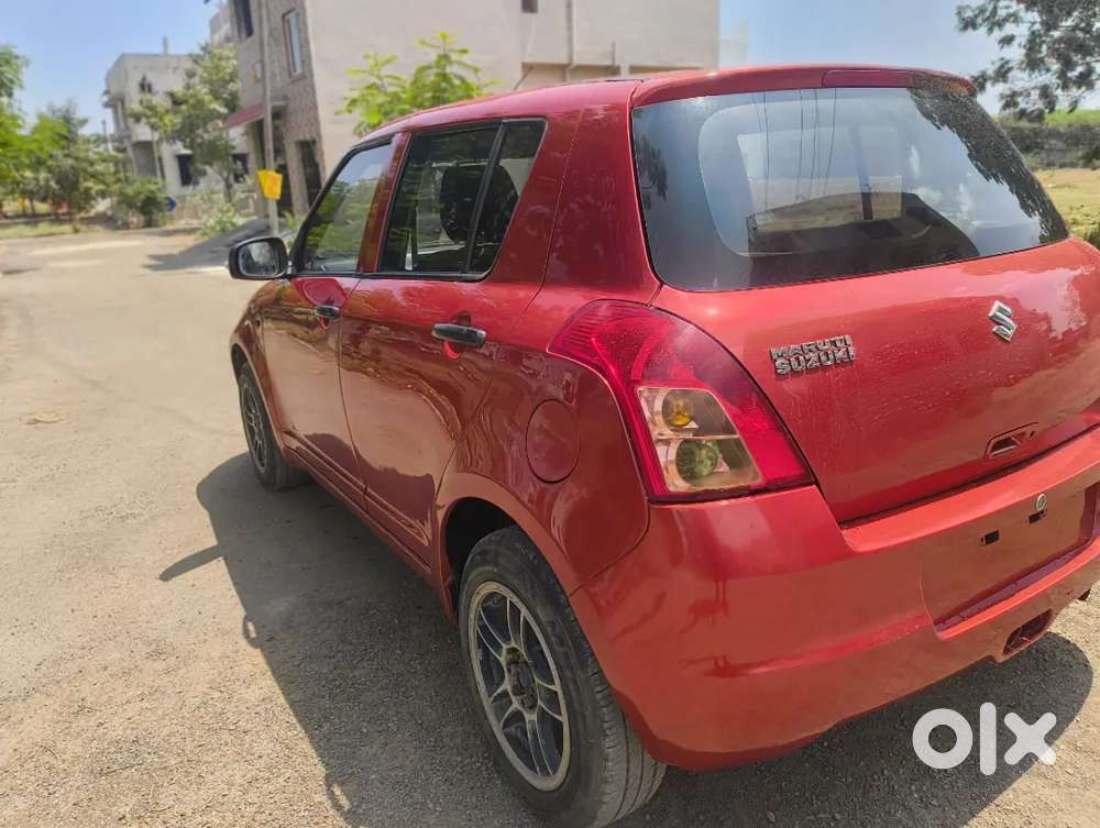 Maruti Suzuki Swift 2010 Lxi