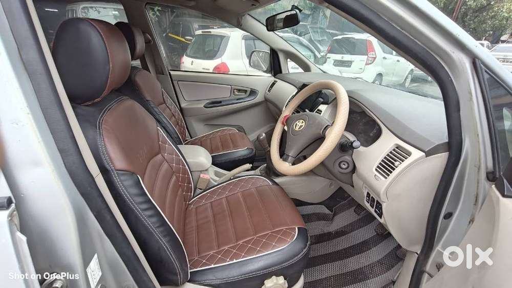 Toyota Innova 2.5 Ev Ps 8 Str, 2010, Diesel