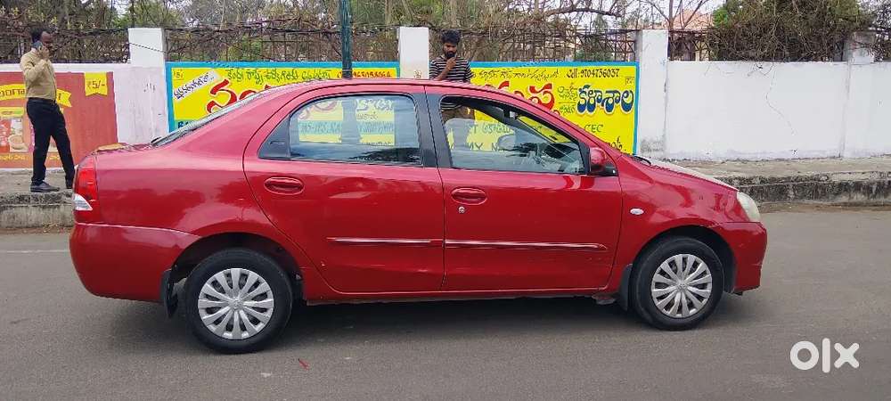 Toyota Etios 2011 Petrol 72000 Km Driven