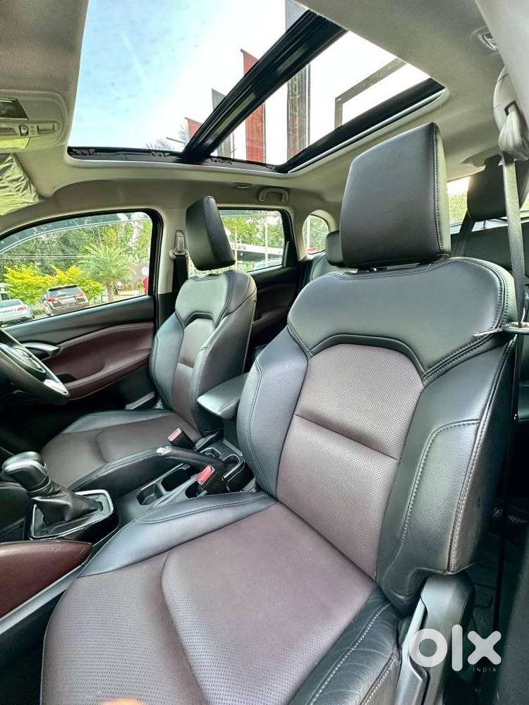 Maruti Suzuki Grand Vitara 1.5 Alpha Smart Hybrid At, 2023, Petrol