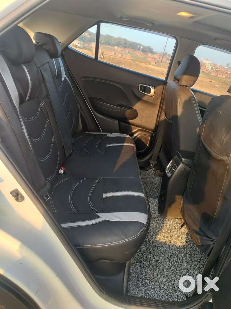 Hyundai Venue 2022 Diesel Well Maintained
