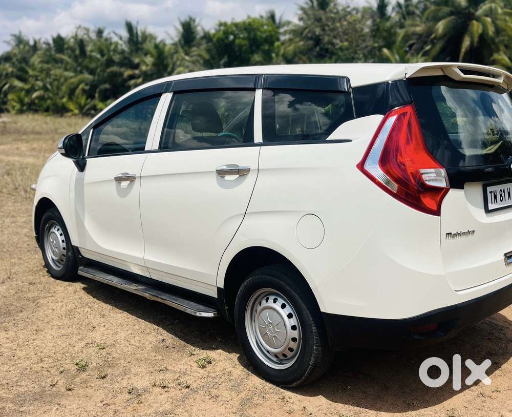 Mahindra Marazzo M2, 2018, Diesel