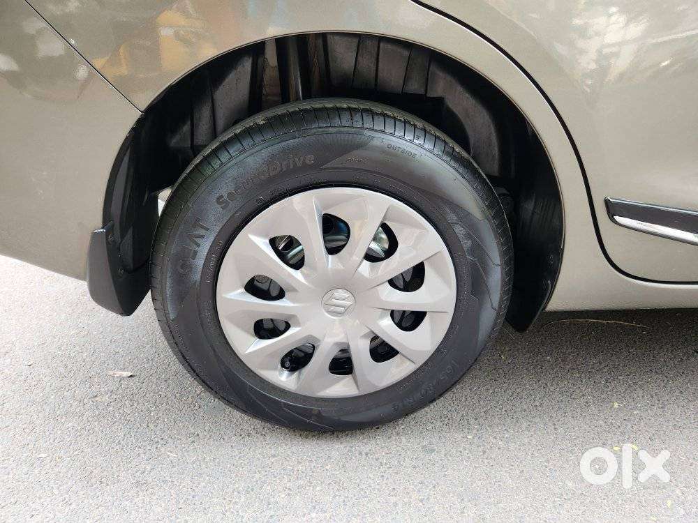 Maruti Suzuki Dzire 1.2 Lxi, 2025, Petrol