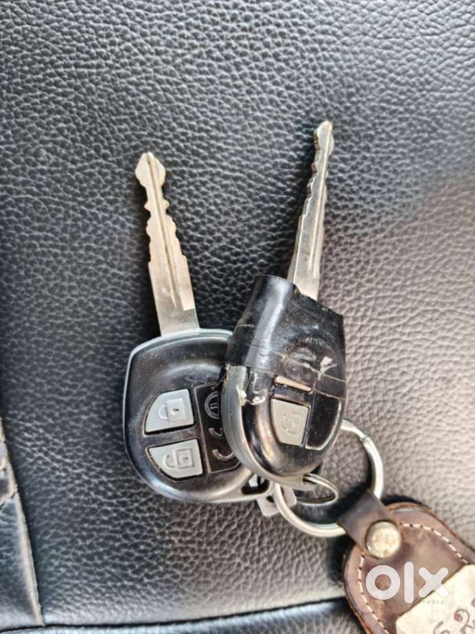 Maruti Suzuki Swift 2011-2014 Vxi, 2013, Petrol