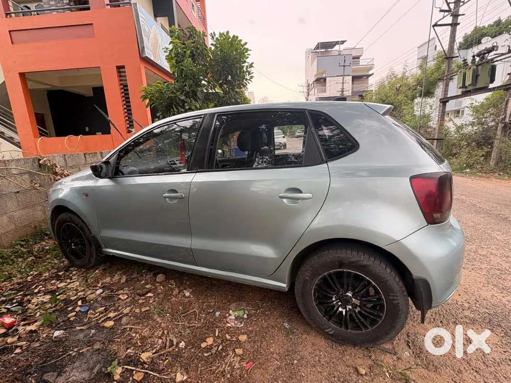 Polo 2013 Diesel 130000 Km Driven And Price Is Slightly Negotiable
