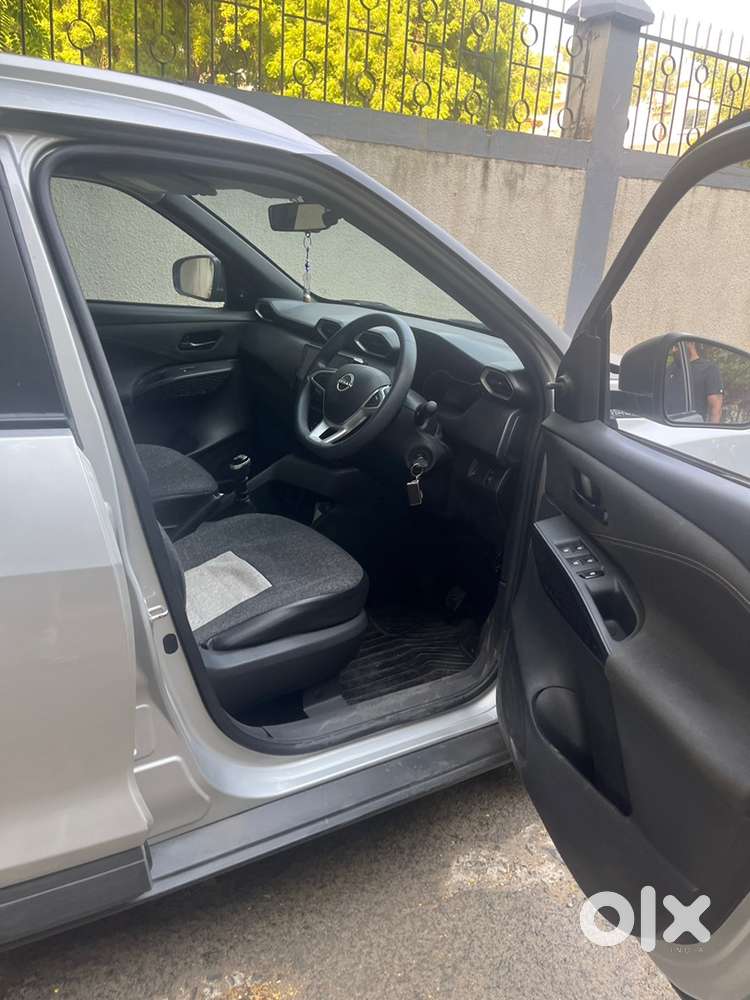 Nissan Magnite Petrol 2025 Registration