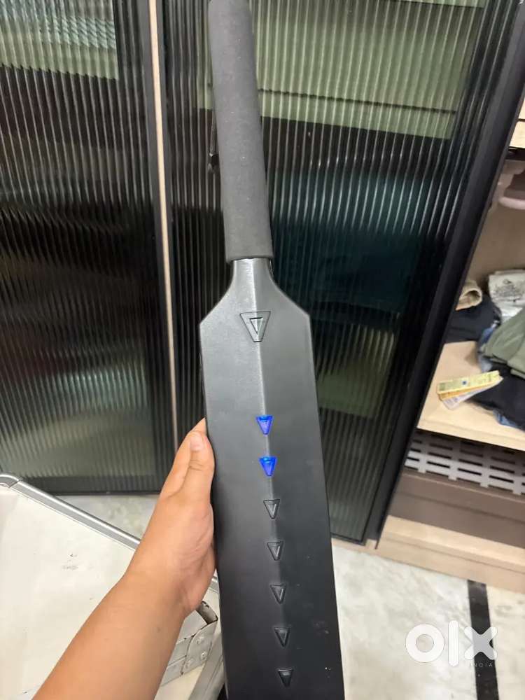 Meta shot cricket bat