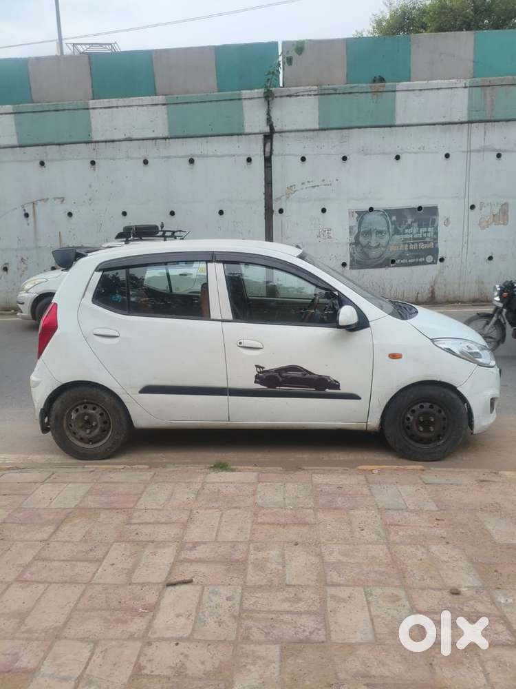 Hyundai I10 2013 Cng & Hybrids Well Maintained