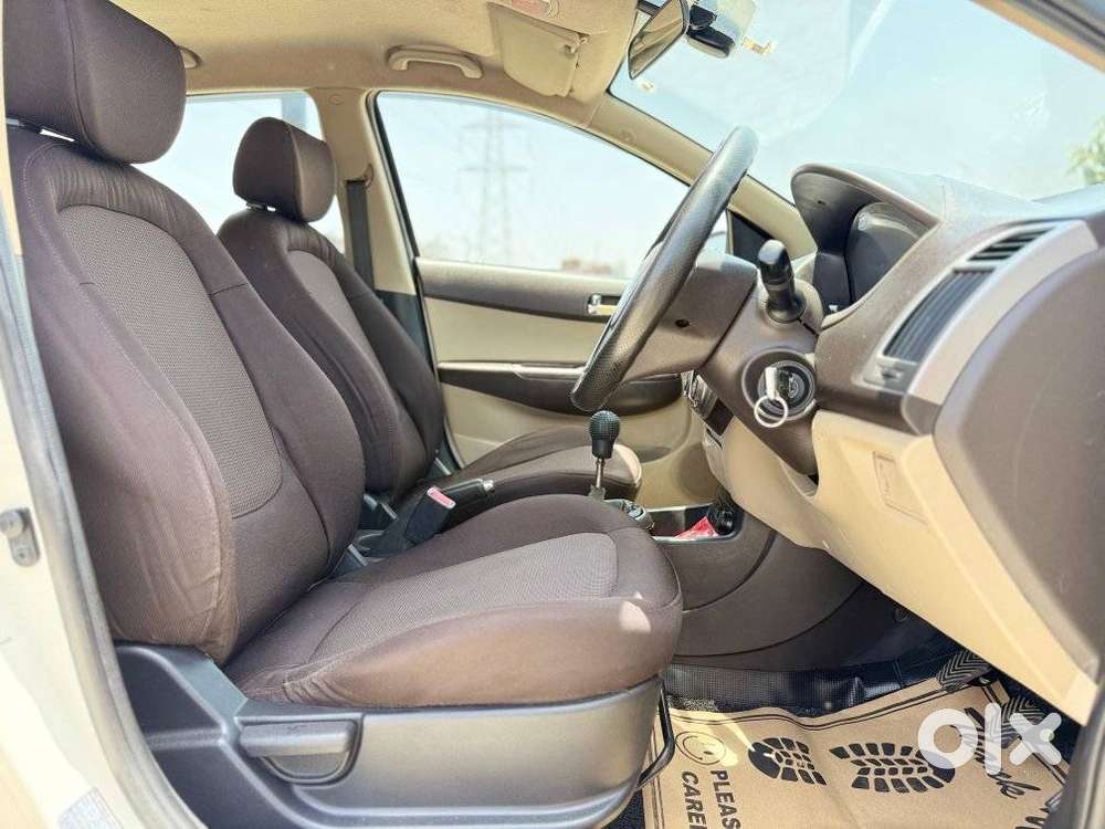 Hyundai I20 2010-2012 1.2 Sportz Option, 2012, Petrol
