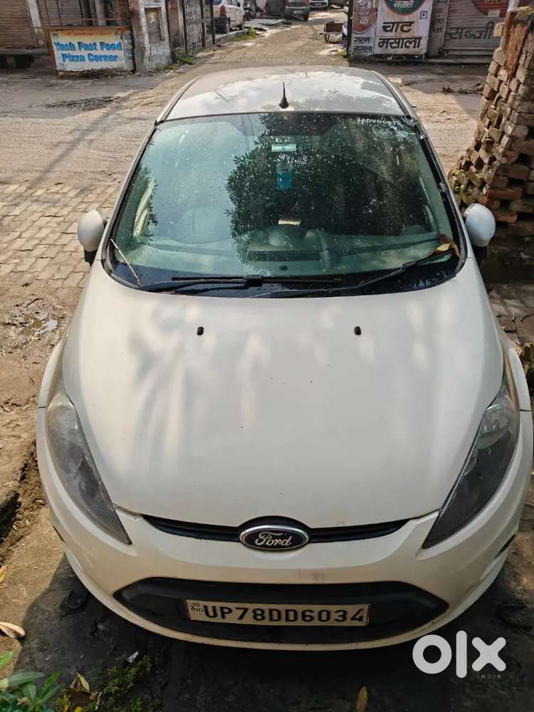 Ford Fiesta Titanium 2013