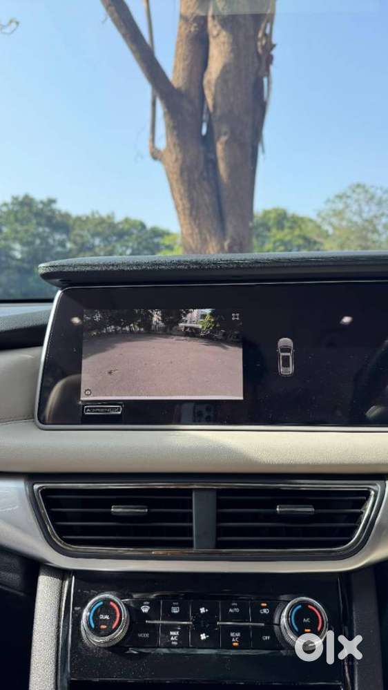 Mahindra Xuv700 2.2 Ax 7 Diesel At Str, 2025, Diesel