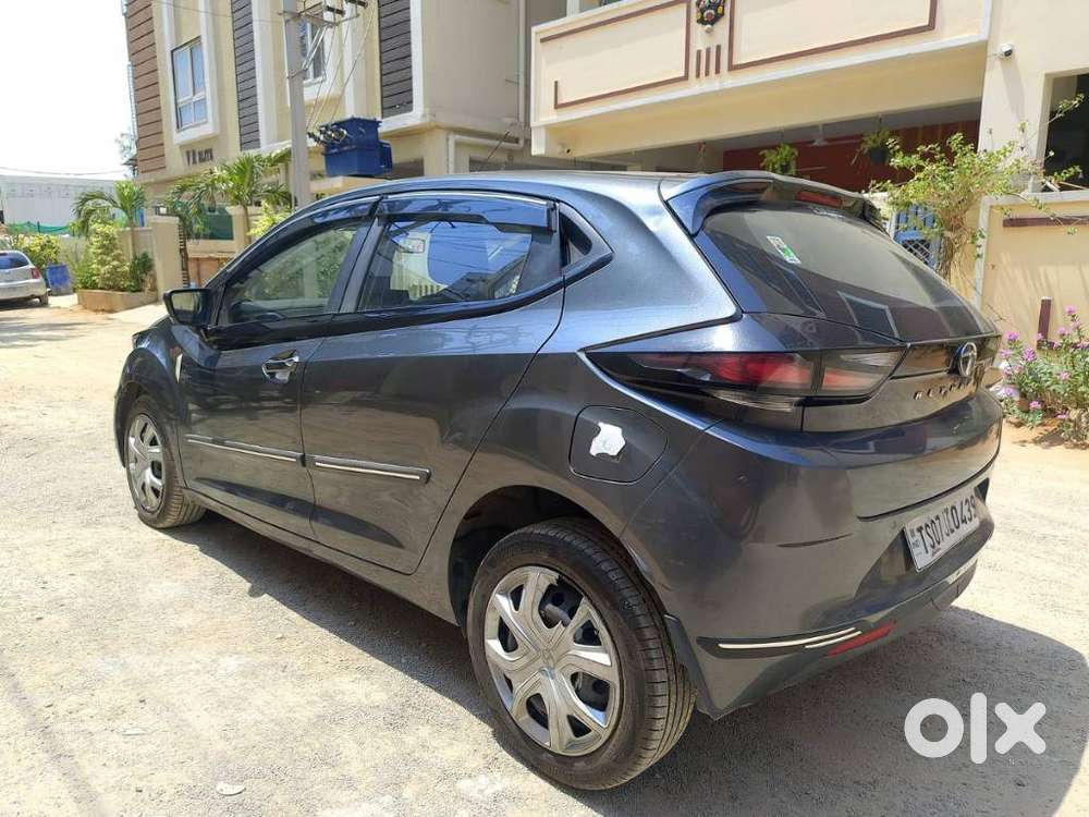 Tata Altroz 1.2 Xm, 2023, Petrol