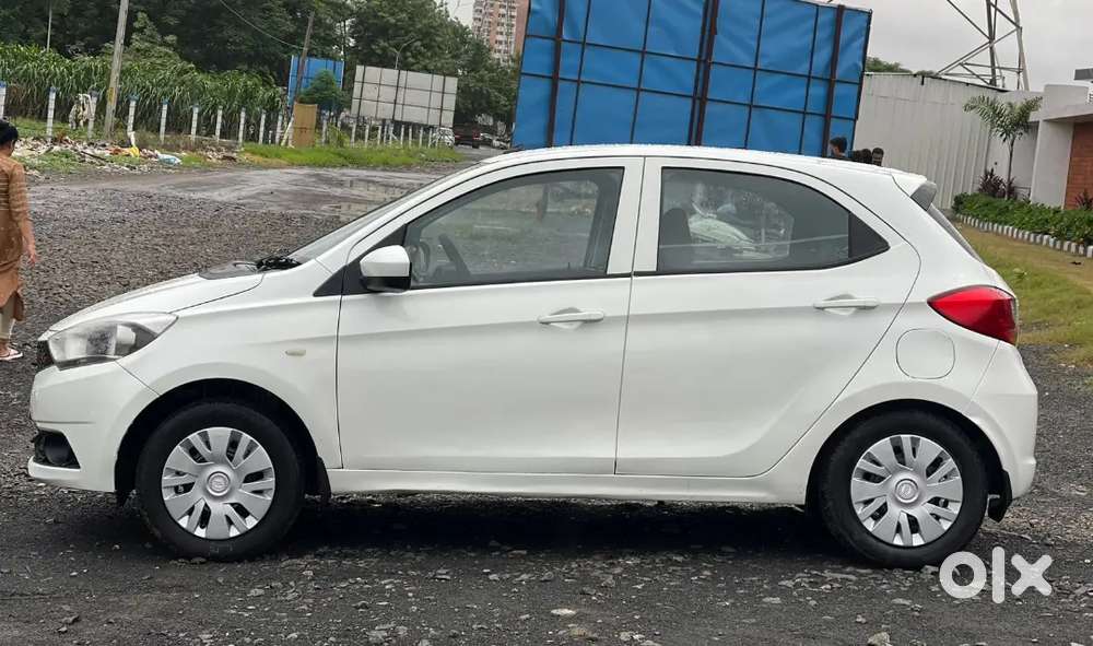 Tata Tiago Revotron 2018
