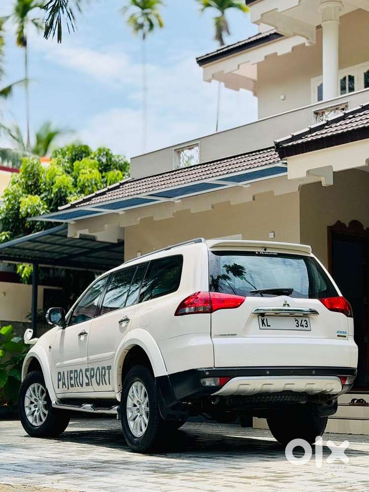 Mitsubishi Diesel Automatic 2015 Car