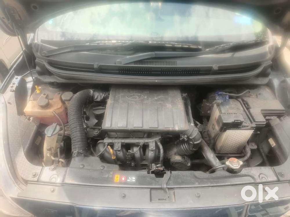 Hyundai Grand I10 Nios Sportz 1.2 Kappa Dual Tone, 2022, Petrol