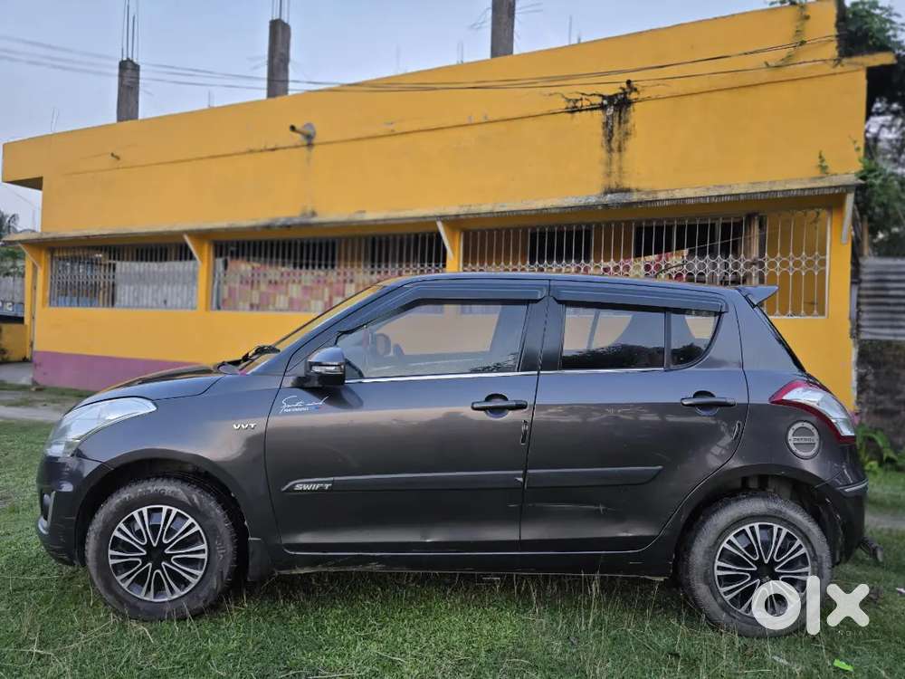 Maruti Suzuki Swift Vxi Petrol 2017