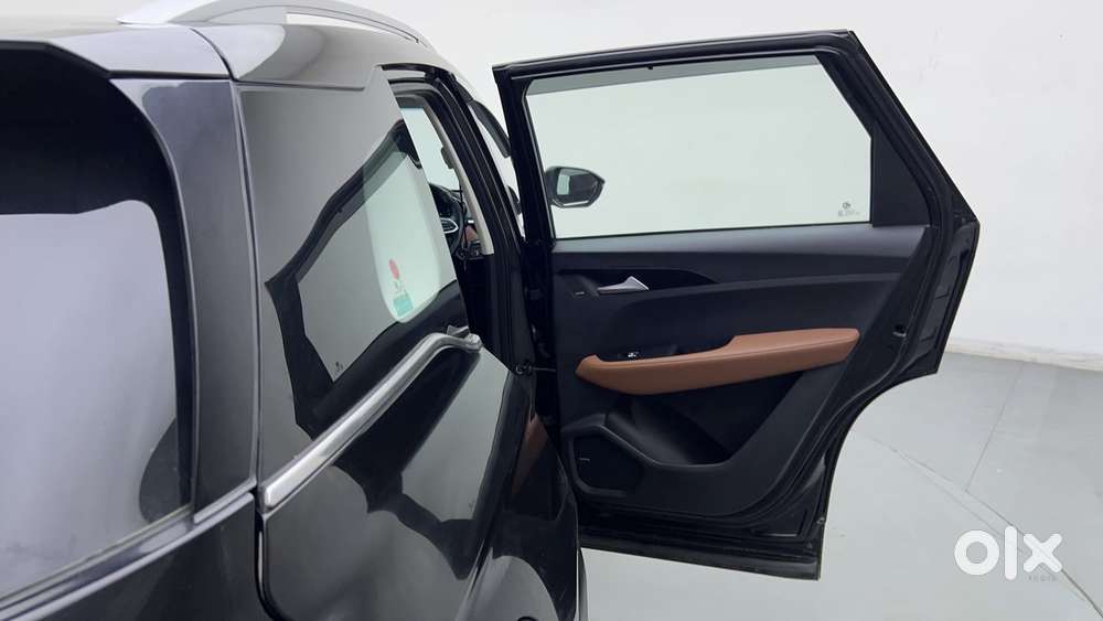 Mg Hector Plus 1.5 Sharp Dct, 2021, Petrol