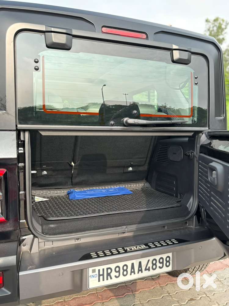 Mahindra Thar Roxx Ax7 L Petrol At 2wd, 2026, Petrol