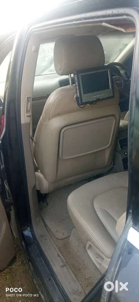 Audi Q7 Selling Parts