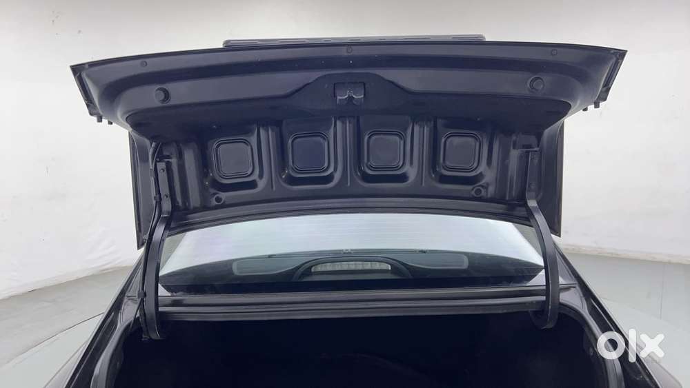 Hyundai Verna 1.5 Sx (o) Turbo Petrol Dct, 2023, Petrol