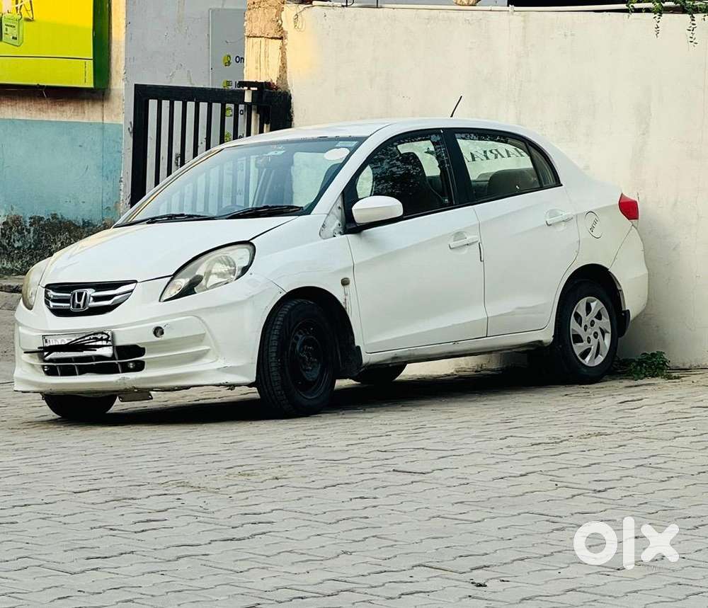 Honda Amaze 2013 Diesel Well Maintained