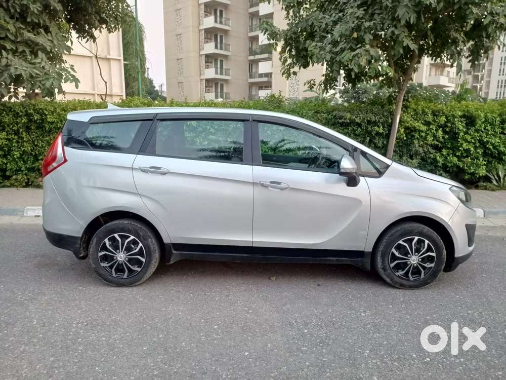 Mahindra Marazzo M4, 2018, Diesel