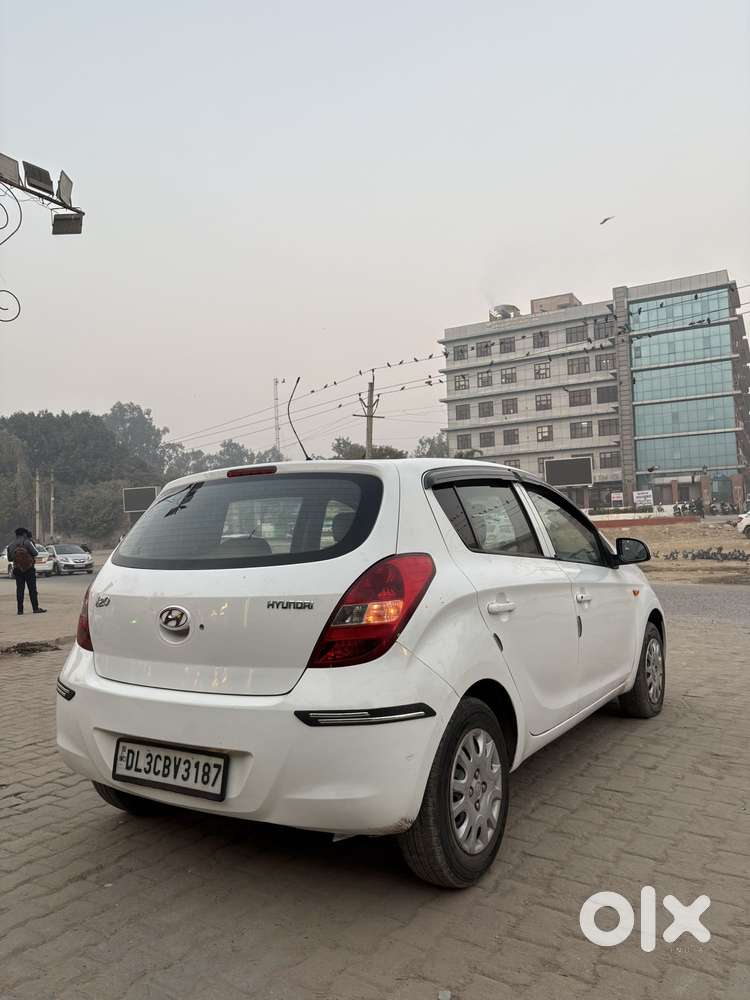 Hyundai I20 Sportz 1.2 Bs-iv, 2011, Petrol