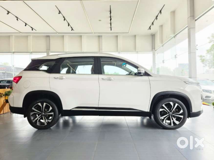 Mg Hector Plus Savvy Pro 1.5 Turbo Petrol Cvt 7 Str, 2023, Petrol