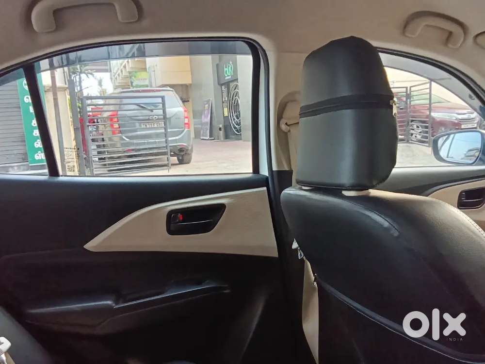 Maruti Suzuki Dzire 2025 Cng & Hybrids 12672 Km Driven