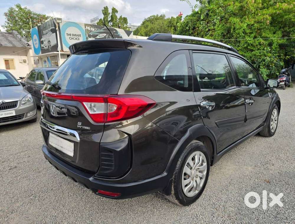 Honda Br-v I-vtec V Cvt, 2017, Petrol