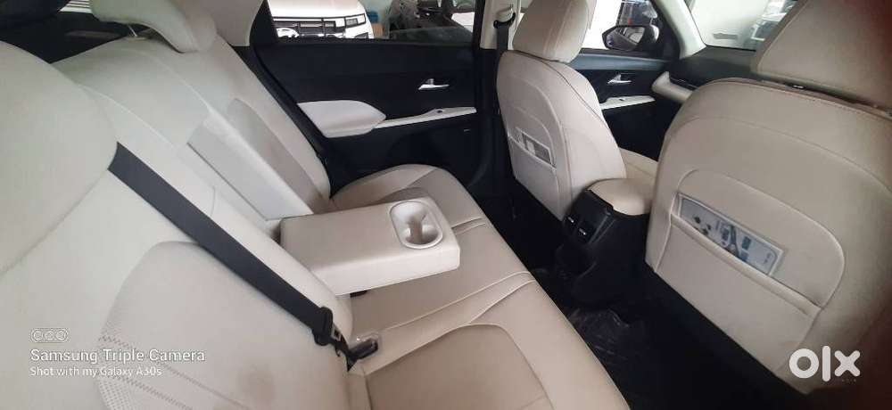 Hyundai Verna 1.5 Sx (o) Vtvt, 2023, Petrol