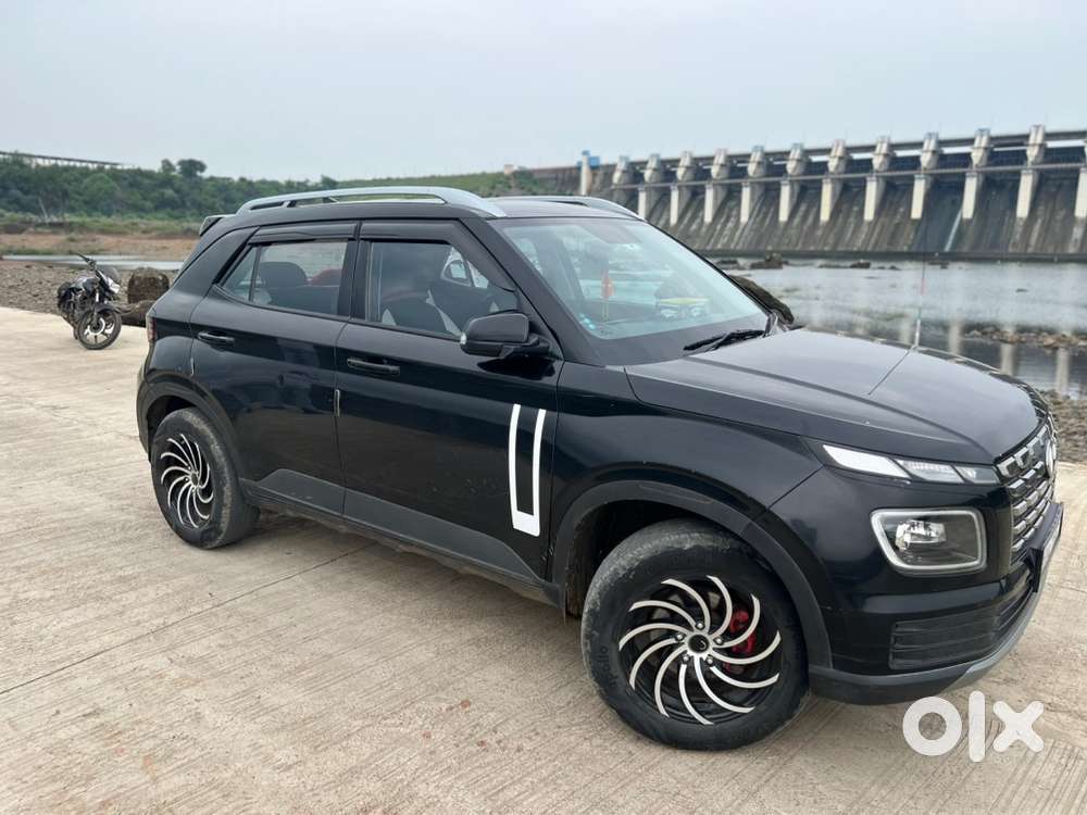 Hyundai Petrol Car 2023