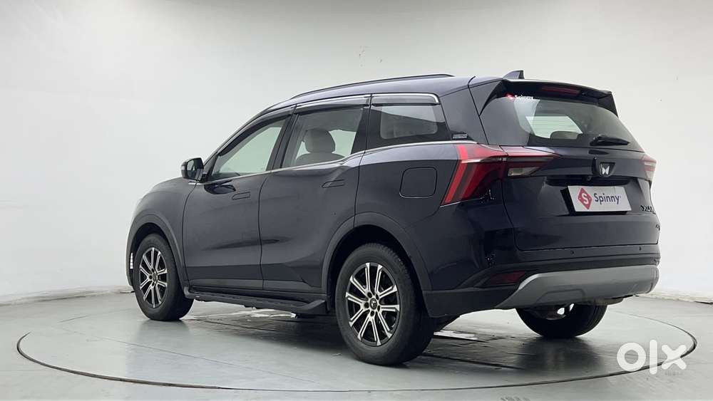 Mahindra Xuv700 2.0 Ax 7 Petrol At Str, 2023, Petrol