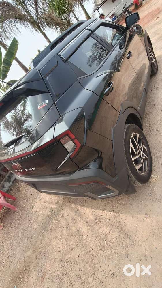 Mahindra Car Petrol 2025