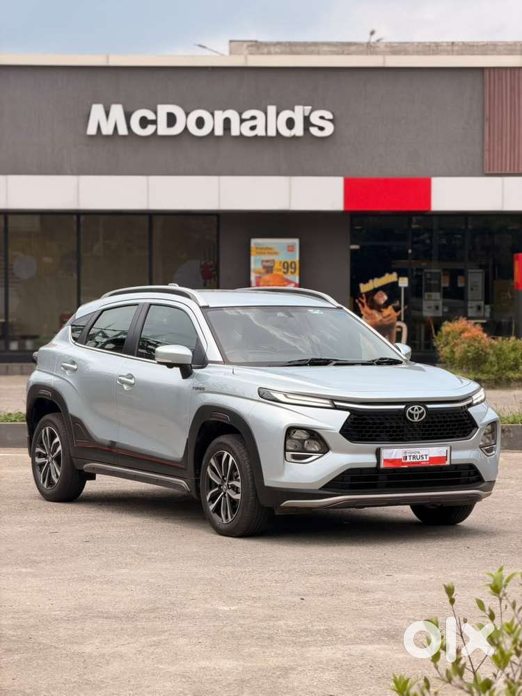 Toyota Urban Cruiser Taisor V 1.0 Petrol At, 2025, Petrol