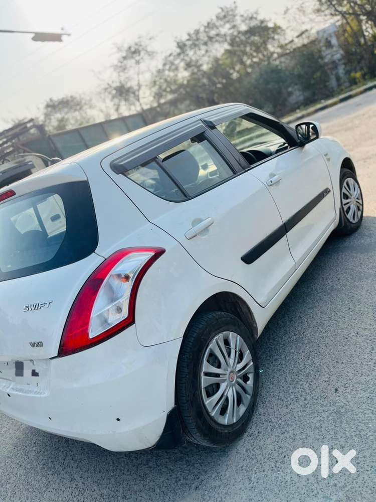 Swift Petrol 2015 Well Maintained