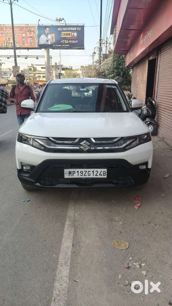 Maruti Suzuki Brezza 2024 Petrol 35000 Km Driven