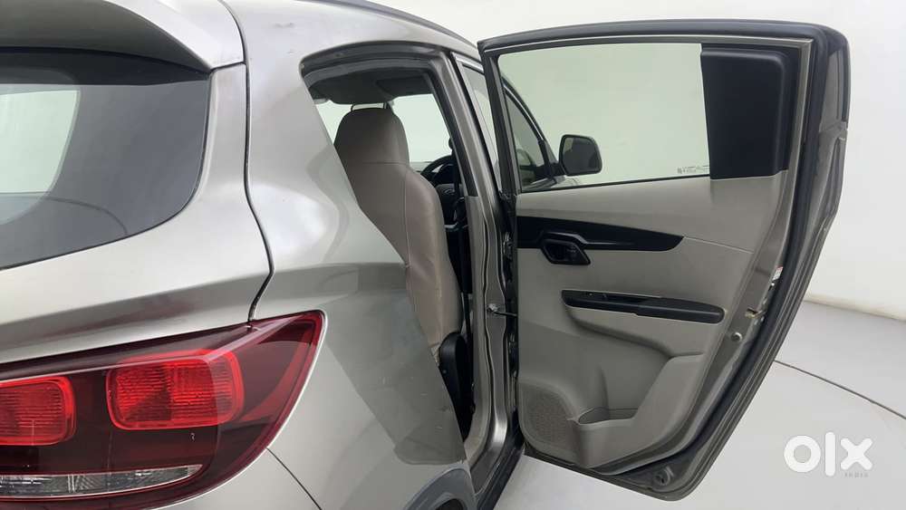 Mahindra Kuv 100 2016-2017 Mfalcon D75 K4, 2016, Diesel