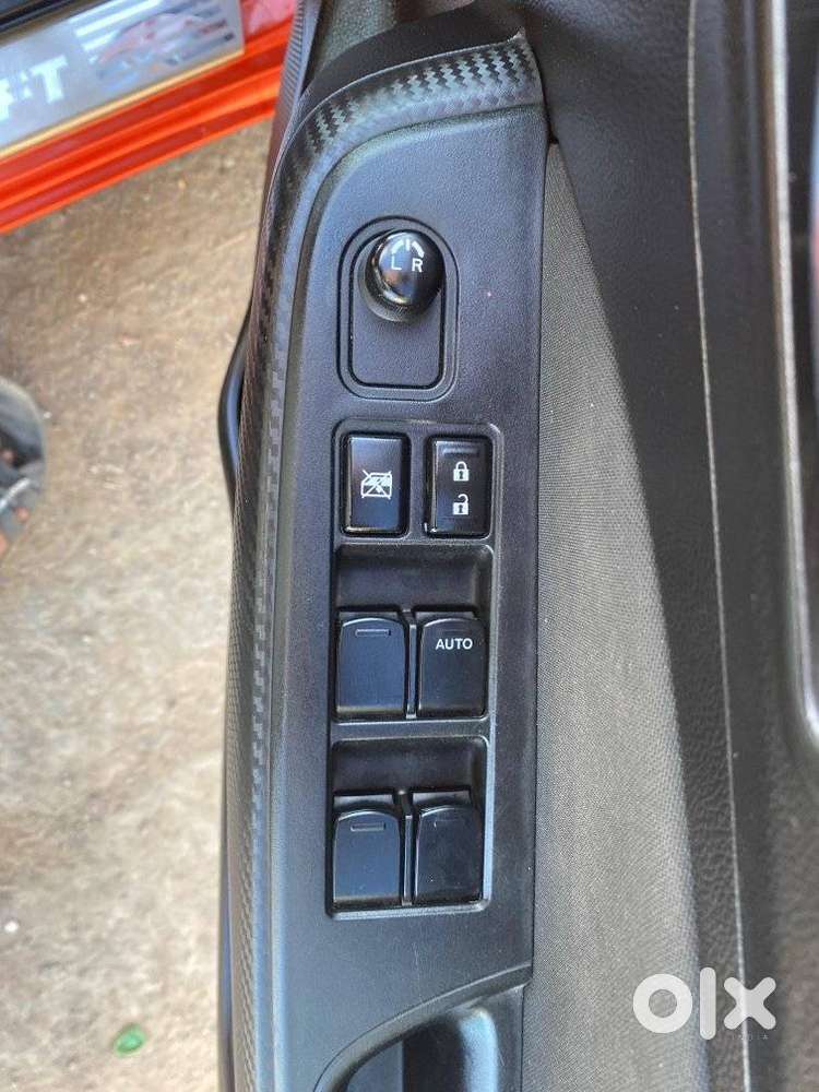 Maruti Suzuki Swift Vxi + Manual, 2020, Petrol