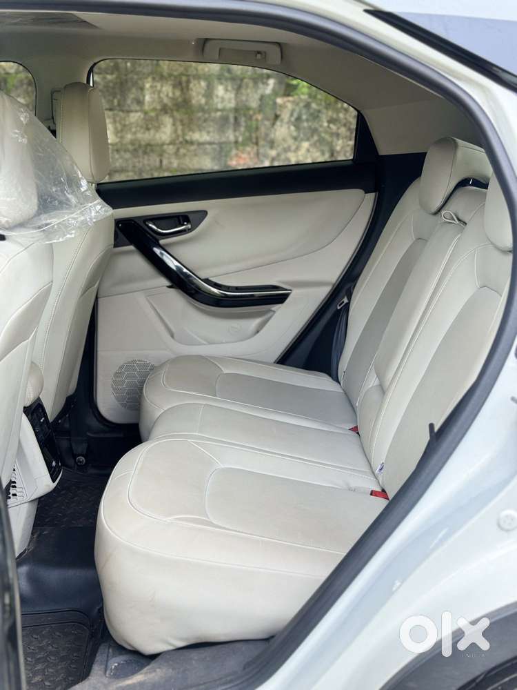 Tata Nexon 1.2 Revotron Xz Plus Dual Tone, 2022, Petrol