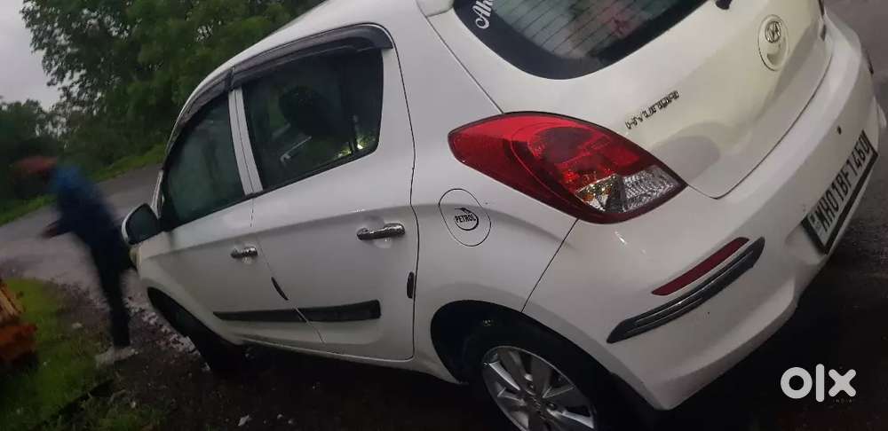 Hyundai I20 Asta 2012 Petrol Manual With Scrtchless Condition