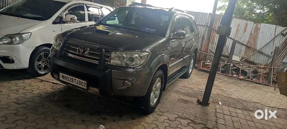 Toyota Fortuner 2010 Diesel 171000 Km Driven Posted By Owner Directly