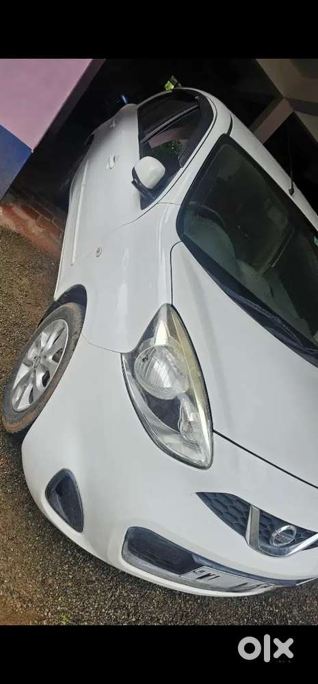 2013 Model Micra Xv - Cvt Automatic Petrol