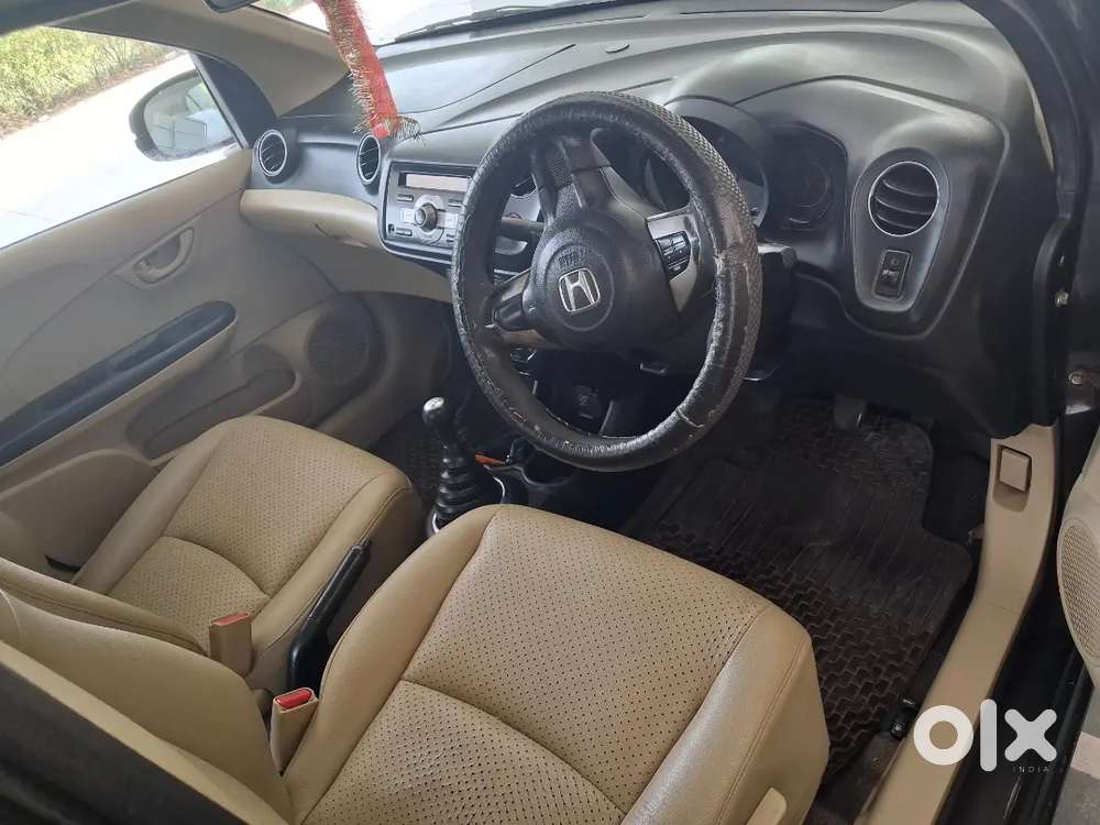 Honda Amaze 2015 Diesel Well Maintained