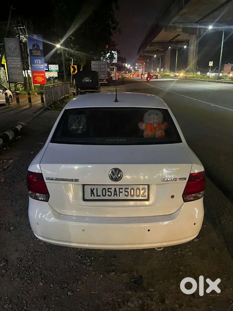 Lease (panayam) Volkswagen Vento 2012