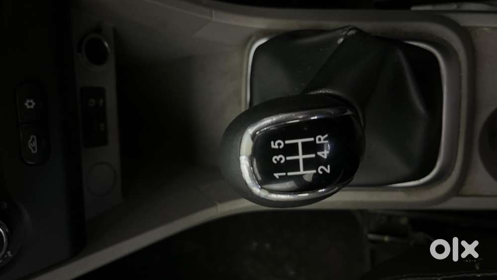 Tata Tiago 1.2 Revotron Xz, 2017, Petrol