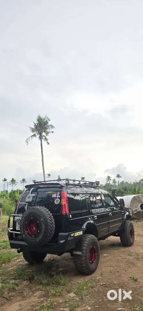 Ford Endeavour 2005