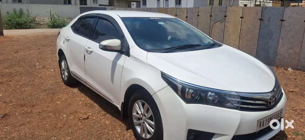 Toyota Corolla Altis 2015 Diesel Well Maintained