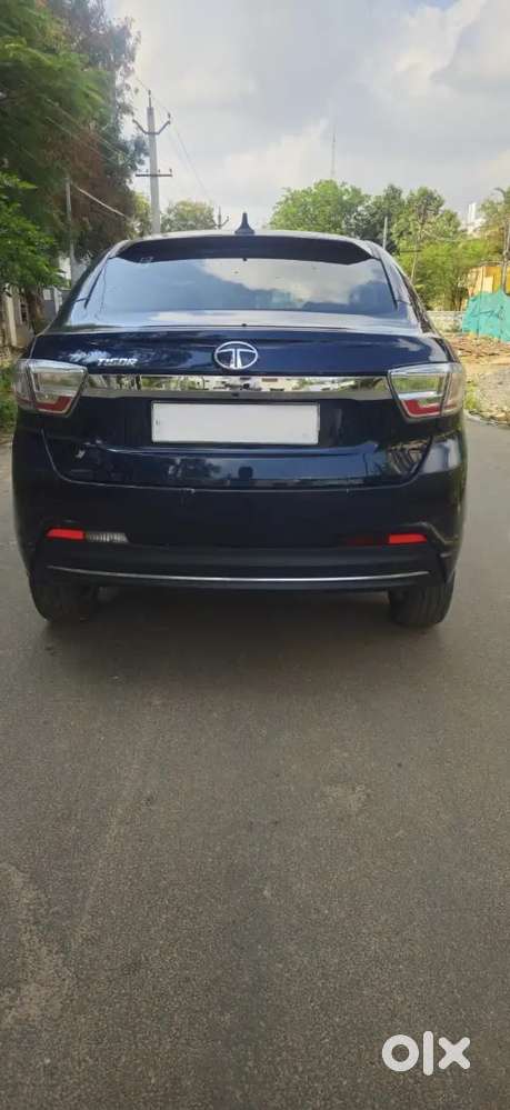 Tata Tigor 2022 Petrol Well Maintained