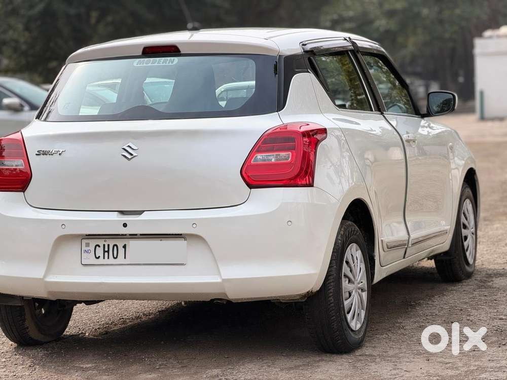 Maruti Suzuki Swift Lxi Optional-o, 2023, Petrol